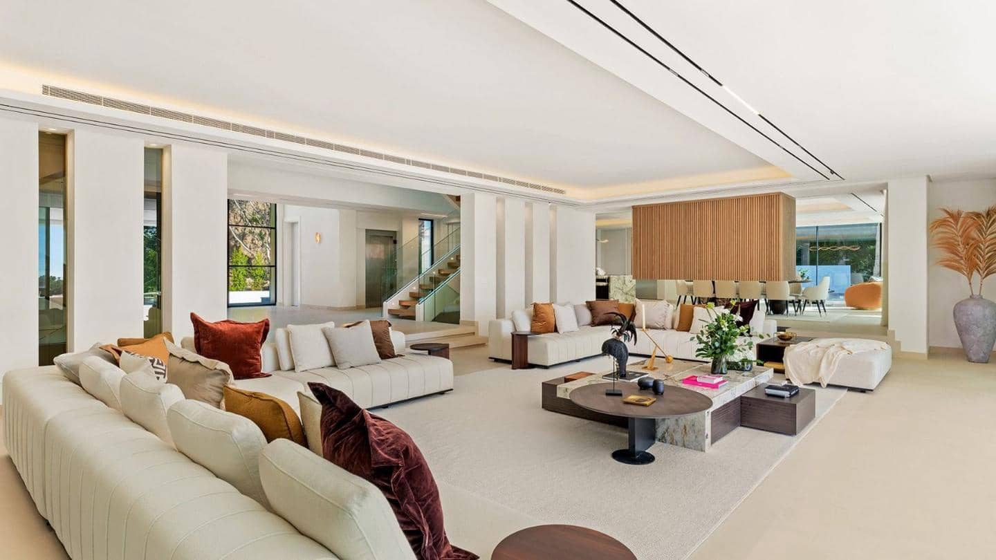 7 bedroom Villa for sale in Benahavis with pool garage - € 13,500,000 (Ref: 9596790)