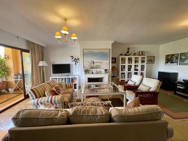 2 bedroom Flat for sale in Sotogrande Alto, San Roque with pool garage - € 465,000 (Ref: 9620728)