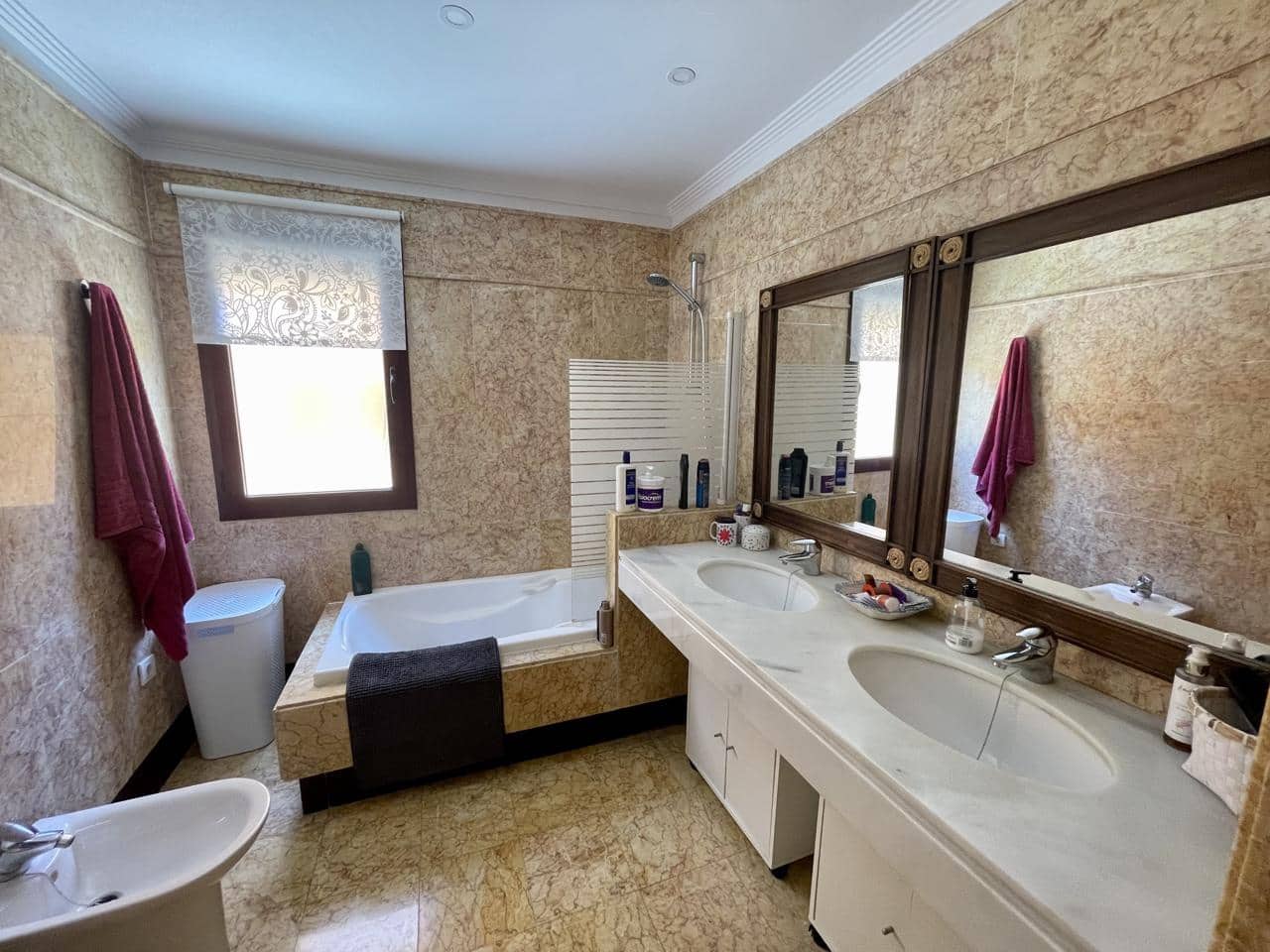 2 bedroom Flat for sale in Sotogrande with pool garage - € 465,000 (Ref: 9620728)