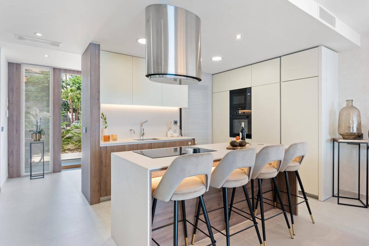 5 soveværelse Villa til salg i Marbella med swimmingpool garage - € 2.395.000 (Ref: 9628056)