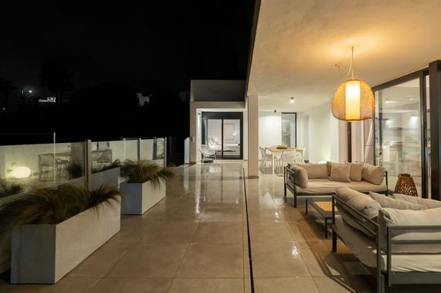 3 camera da letto Villa in vendita in Valle Romano Golf, Estepona con piscina garage - 949.000 € (Rif: 9643651)