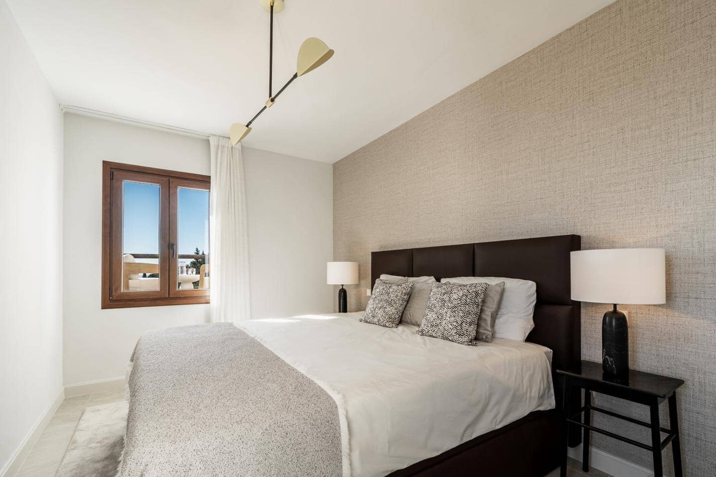 Chalet de 5 habitaciones en Estepona en venta con piscina garaje - 2.195.000 € (Ref: 9646099)