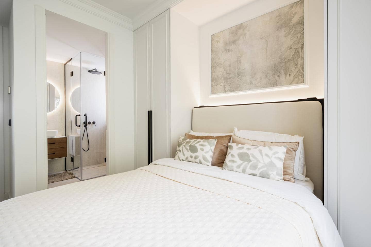 Piso de 3 habitaciones en Benahavís en venta con piscina garaje - 950.000 € (Ref: 9676406)