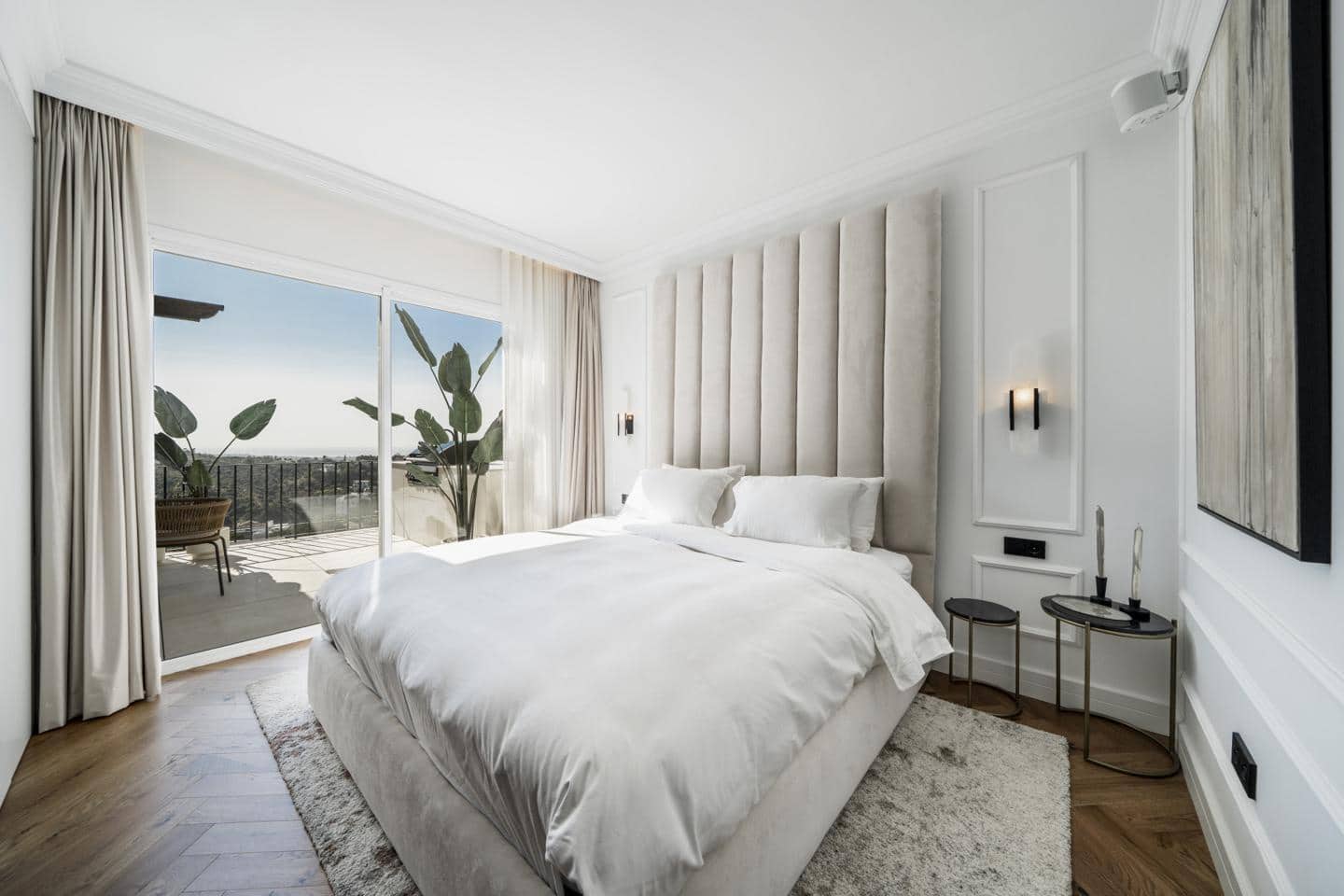 Piso de 3 habitaciones en Benahavís en venta con piscina garaje - 950.000 € (Ref: 9676406)