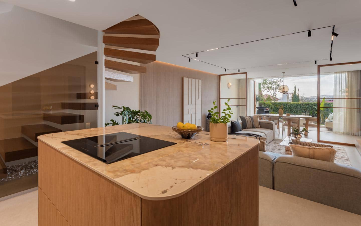 4 soverom Leilighet til salgs i Marbella med svømmebasseng garasje - € 1 595 000 (Ref: 9676408)