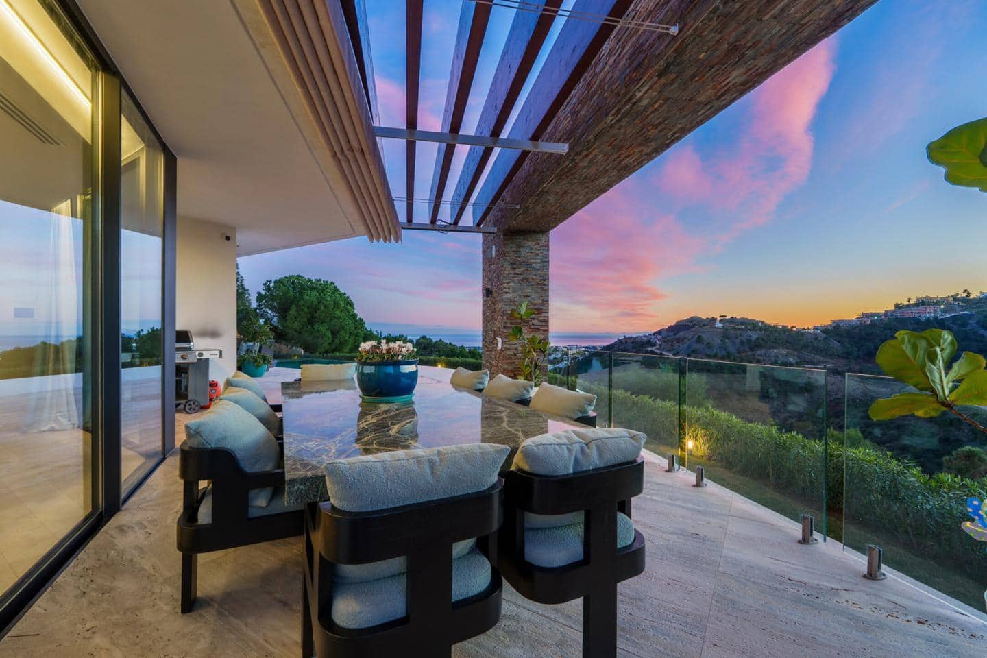 5 camera da letto Villa in vendita in Benahavis con piscina garage - 8.995.000 € (Rif: 9687451)