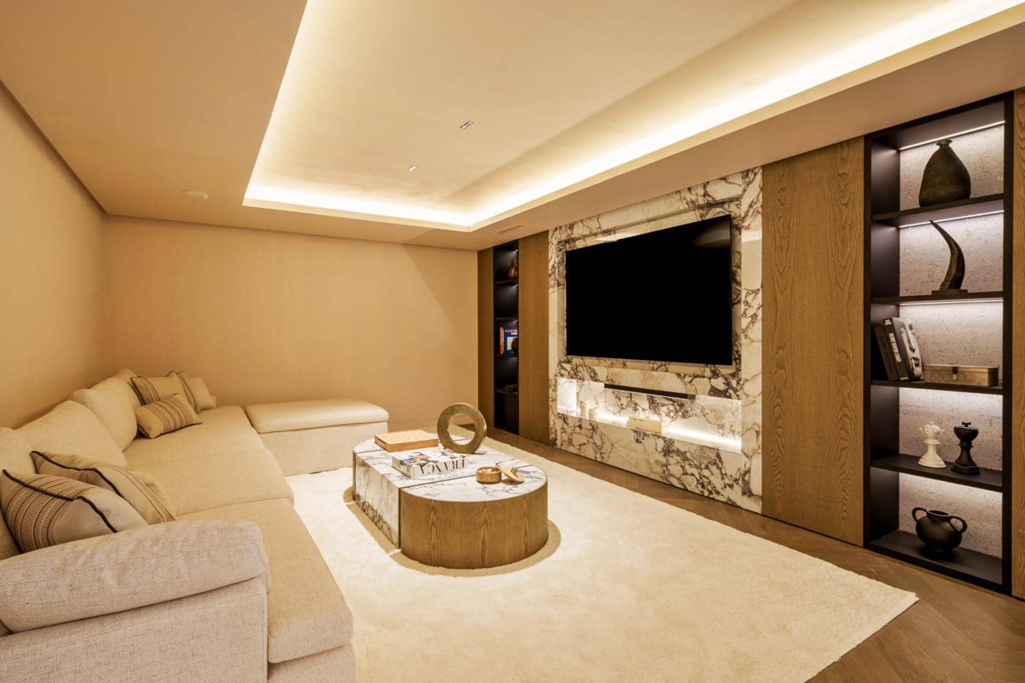 Chalet de 5 habitaciones en Marbella en venta con piscina garaje - 8.300.000 € (Ref: 9687452)