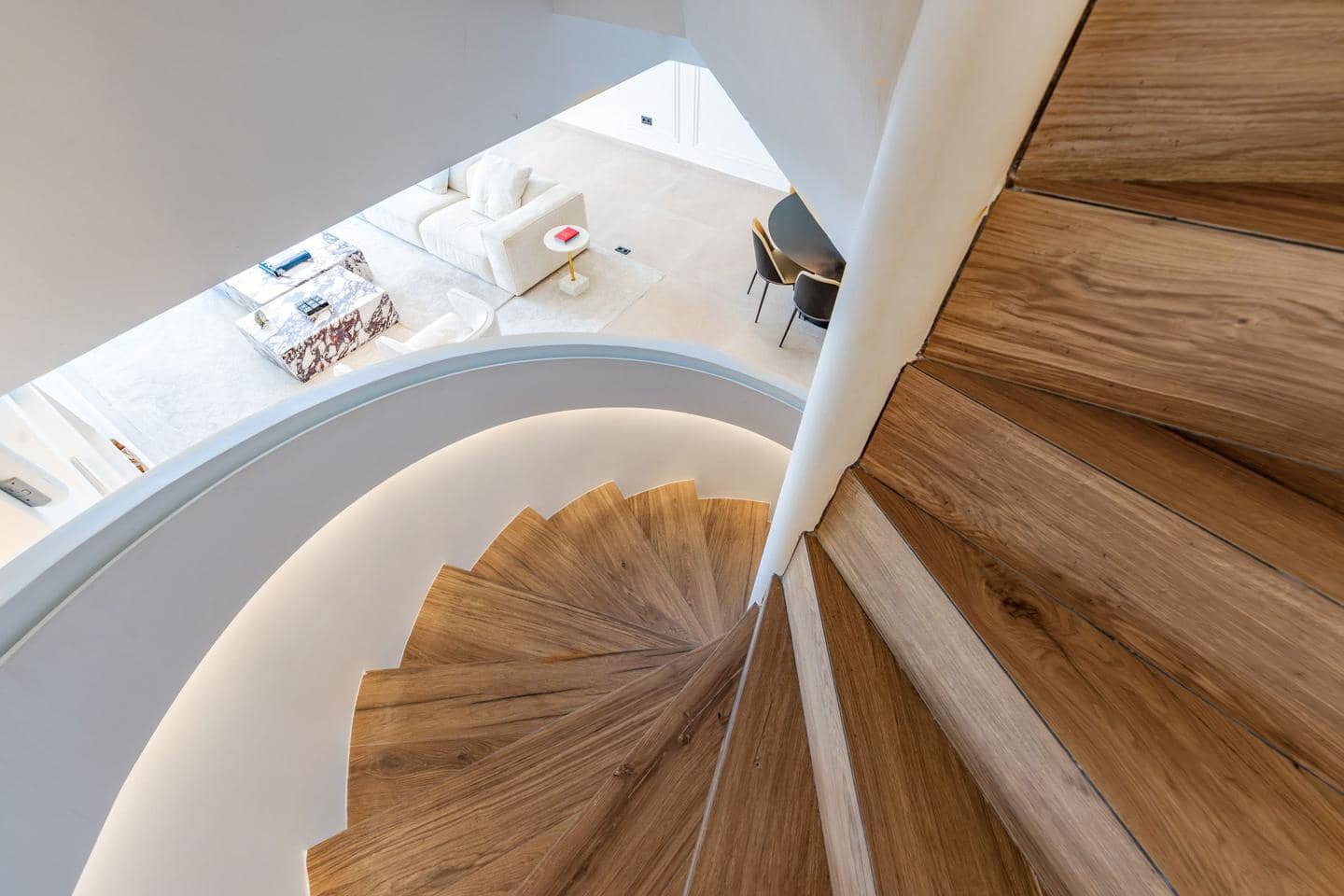 4 bedroom Flat for sale in Artola with pool garage - € 1,495,000 (Ref: 9696854)