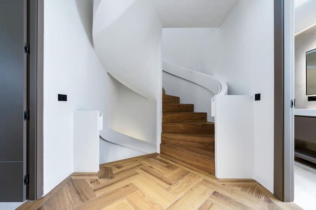 4 slaapkamer Flat te koop in Artola, Marbella met zwembad garage - € 1.495.000 (Ref: 9696854)