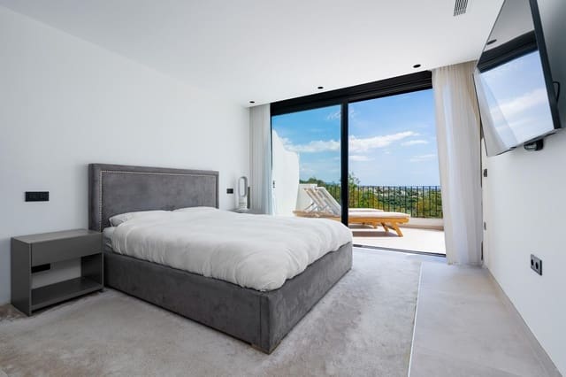 4 slaapkamer Flat te koop in Artola, Marbella met zwembad garage - € 1.495.000 (Ref: 9696854)