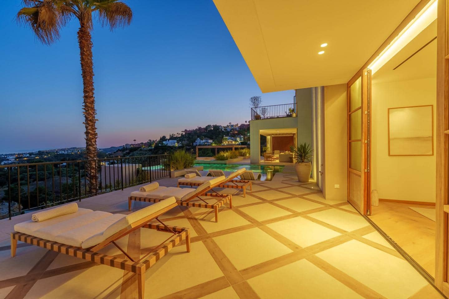 4 soverom Villa til salgs i Benahavis med svømmebasseng garasje - € 8 750 000 (Ref: 9696855)