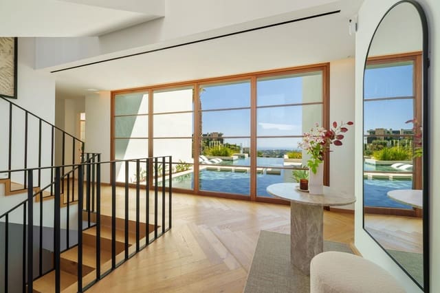 4 bedroom Villa for sale in La Quinta, Benahavís with pool garage - € 8,750,000 (Ref: 9696855)