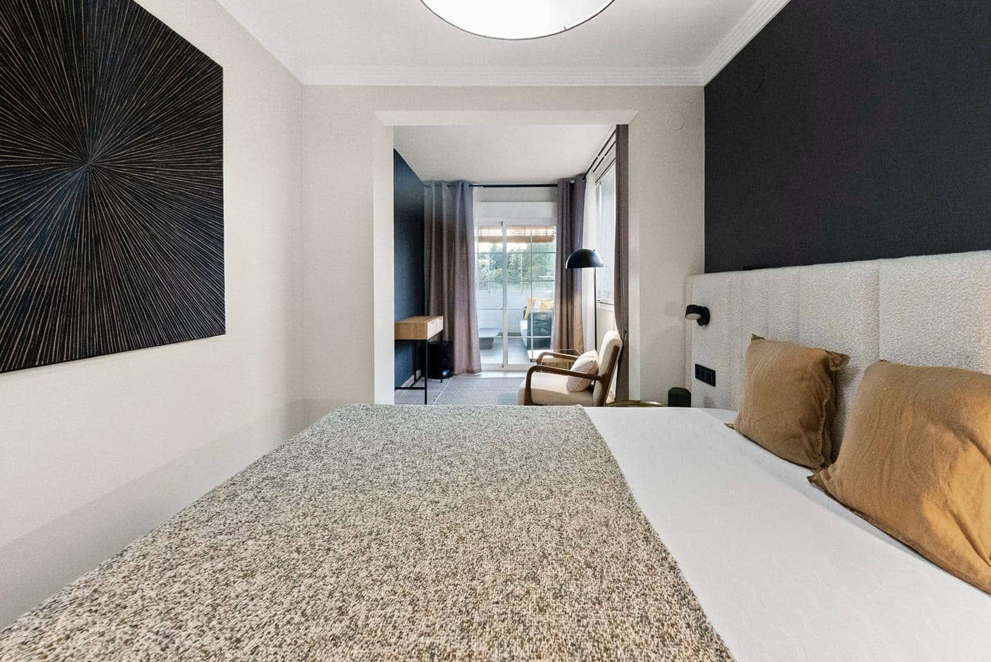 3 bedroom Flat for sale in Marbella with garage - € 1,590,000 (Ref: 9697730)