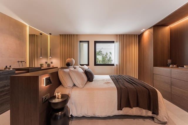 Chalet de 3 habitaciones en Aloha Golf, Marbella en venta con piscina garaje - 1.550.000 € (Ref: 9720520)