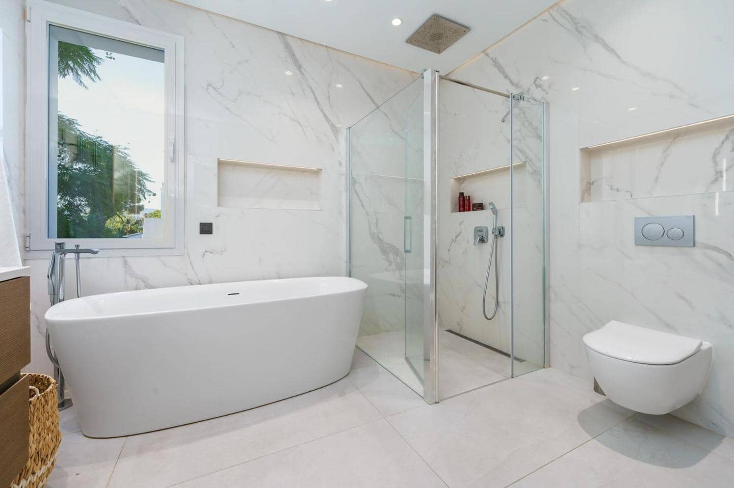 Chalet de 5 habitaciones en Marbella en venta con piscina garaje - 2.490.000 € (Ref: 9743064)