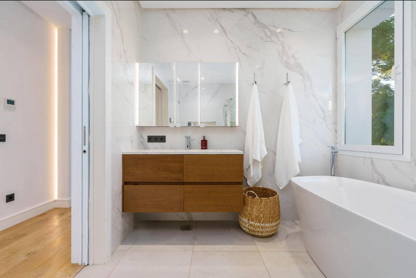 Chalet de 5 habitaciones en Marbella en venta con piscina garaje - 2.490.000 € (Ref: 9743064)