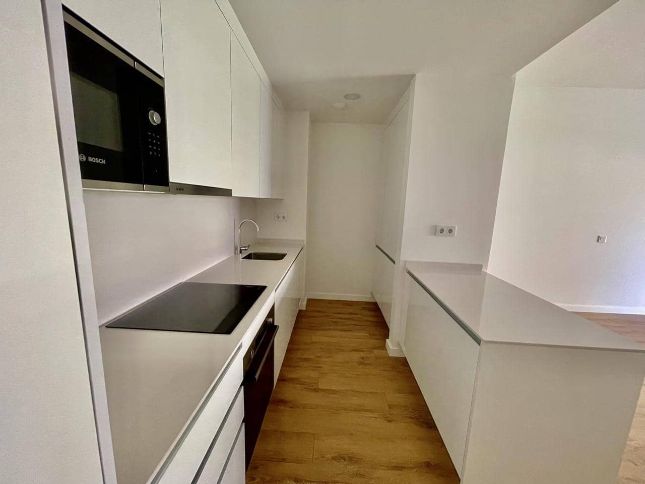 2 chambre Appartement à vendre à Estepona avec piscine garage - 635 000 € (Ref: 9753725)
