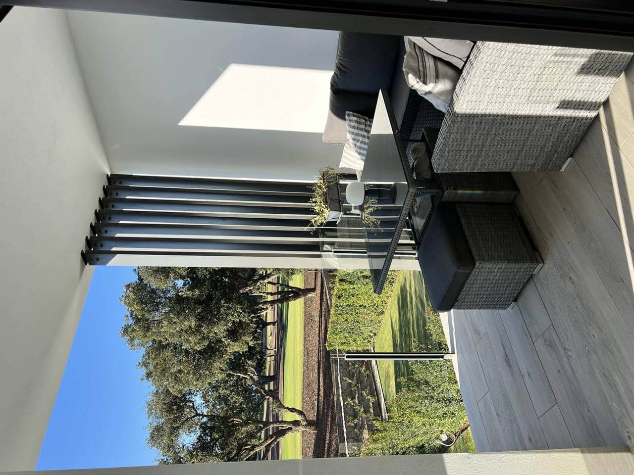 3 soveværelse Villa til salg i La Alcaidesa med swimmingpool garage - € 799.000 (Ref: 9755113)