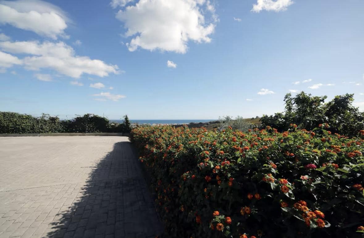 6 sovrum Finca/Hus på landet till salu i Manilva med pool garage - 2 500 000 € (Ref: 9772058)