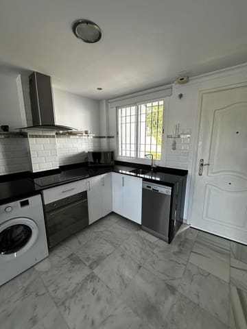 2 chambre Appartement à vendre à Los Naranjos, Marbella avec piscine garage - 460 000 € (Ref: 9772059)