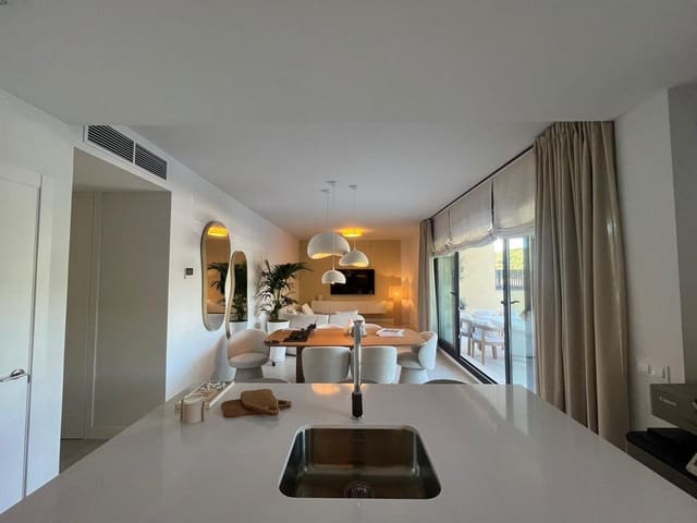 Piso de 3 habitaciones en Casares Golf - Casares del Sol, Casares en venta con piscina garaje - 402.000 € (Ref: 9787051)