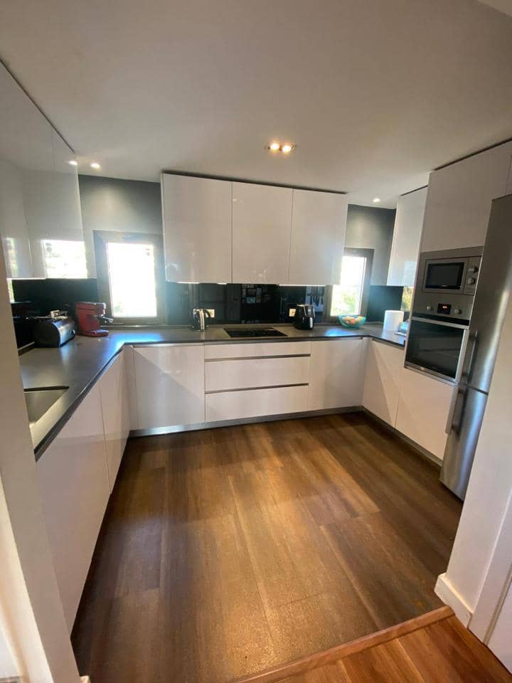 3 slaapkamer Flat te koop in El Paraiso met zwembad garage - € 835.000 (Ref: 9787056)