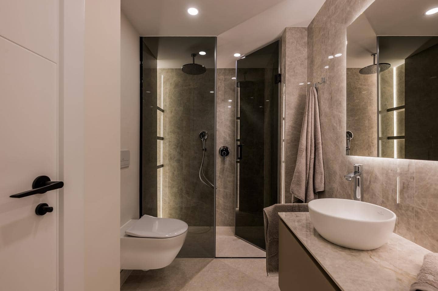 3 slaapkamer Flat te koop in Costalita met zwembad garage - € 1.495.000 (Ref: 9798230)