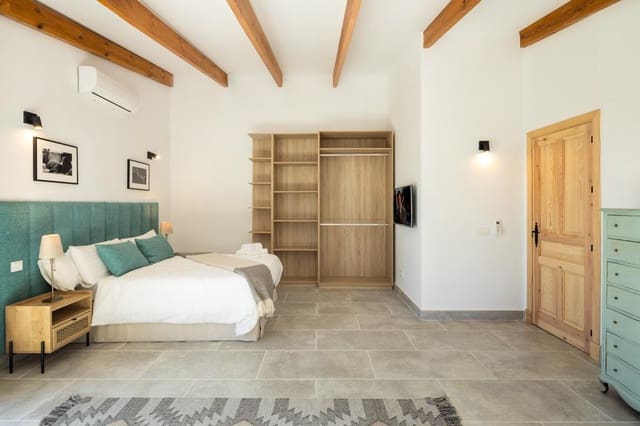 8 quarto Moradia para venda em Guadalmina Alta, Marbella com piscina garagem - 3 950 000 € (Ref: 9803854)