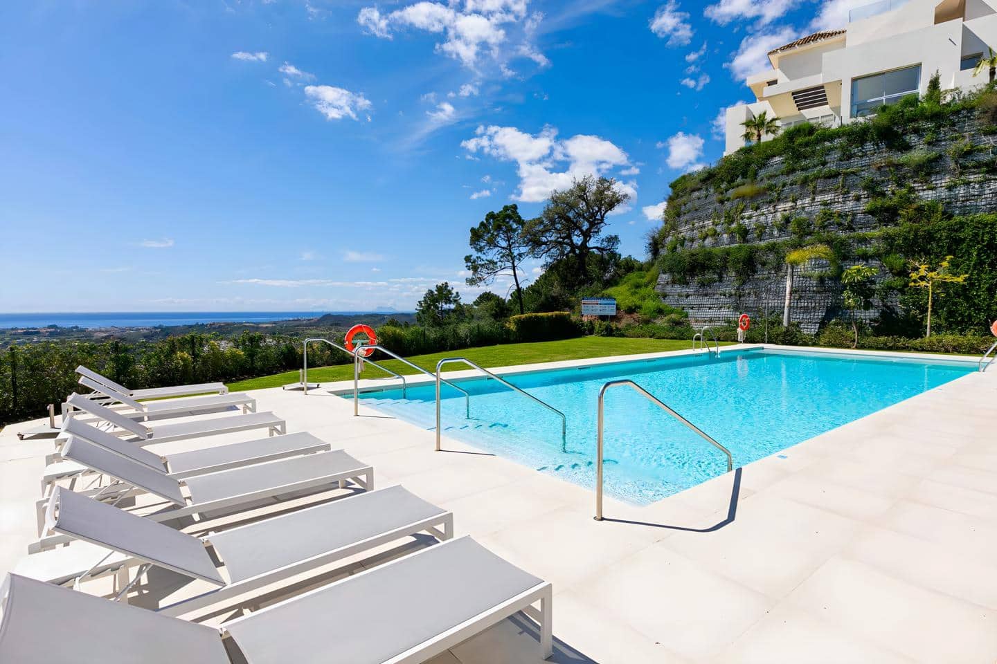 3 soveværelse Lejlighed til salg i Benahavis med swimmingpool garage - € 950.000 (Ref: 9807357)