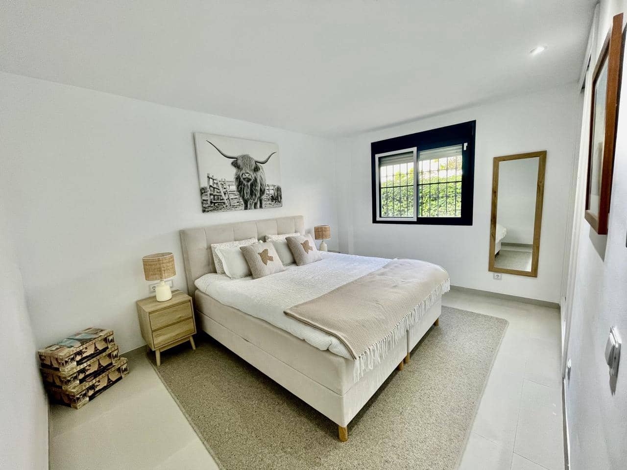3 bedroom Flat for sale in La Alcaidesa with pool garage - € 495,000 (Ref: 9824547)