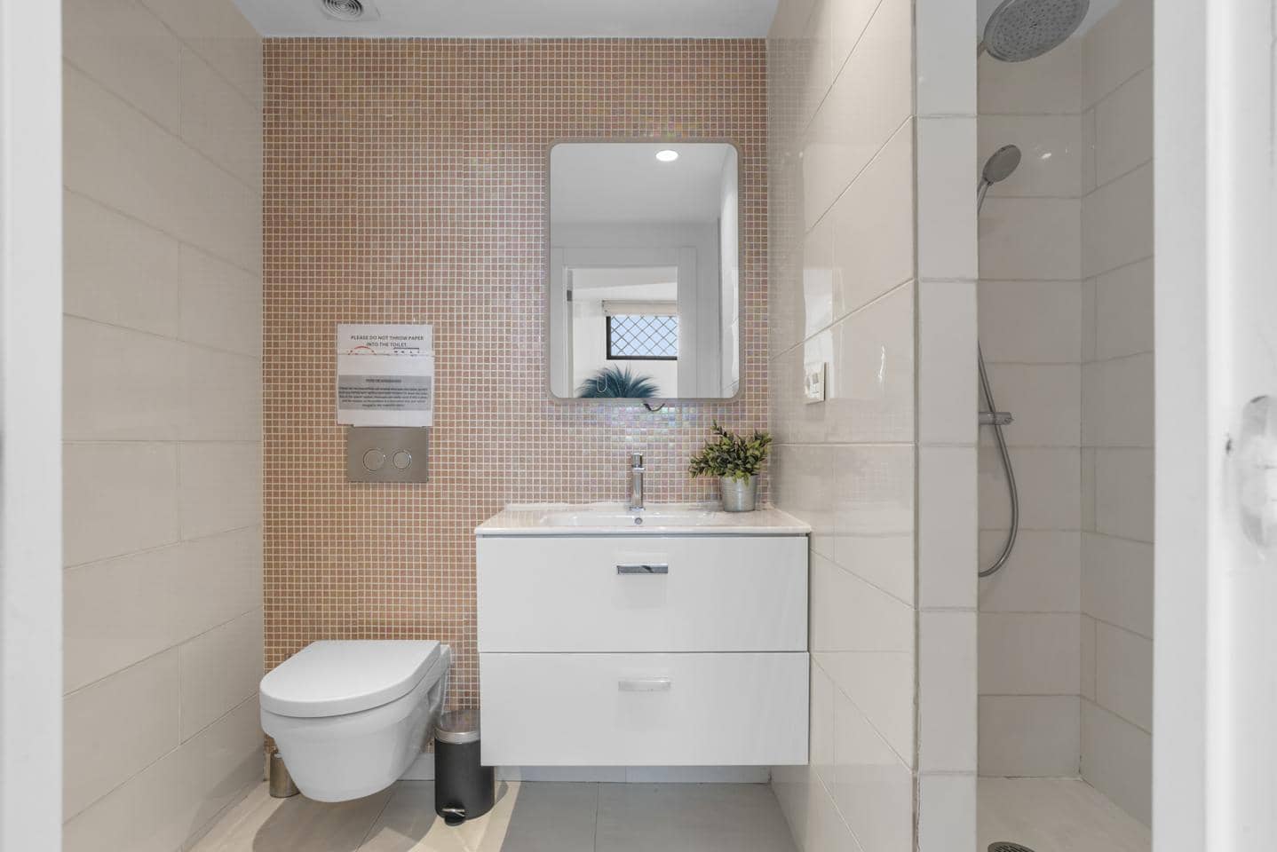 6 quarto Moradia para venda em Marbella com piscina garagem - 1 400 000 € (Ref: 9850437)