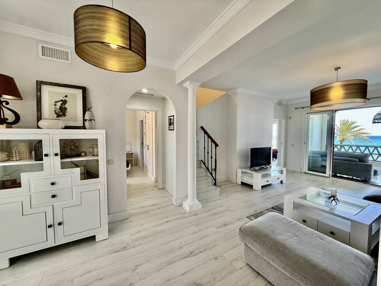 3 bedroom Flat for sale in Bahia de Casares with pool garage - € 995,000 (Ref: 9866379)