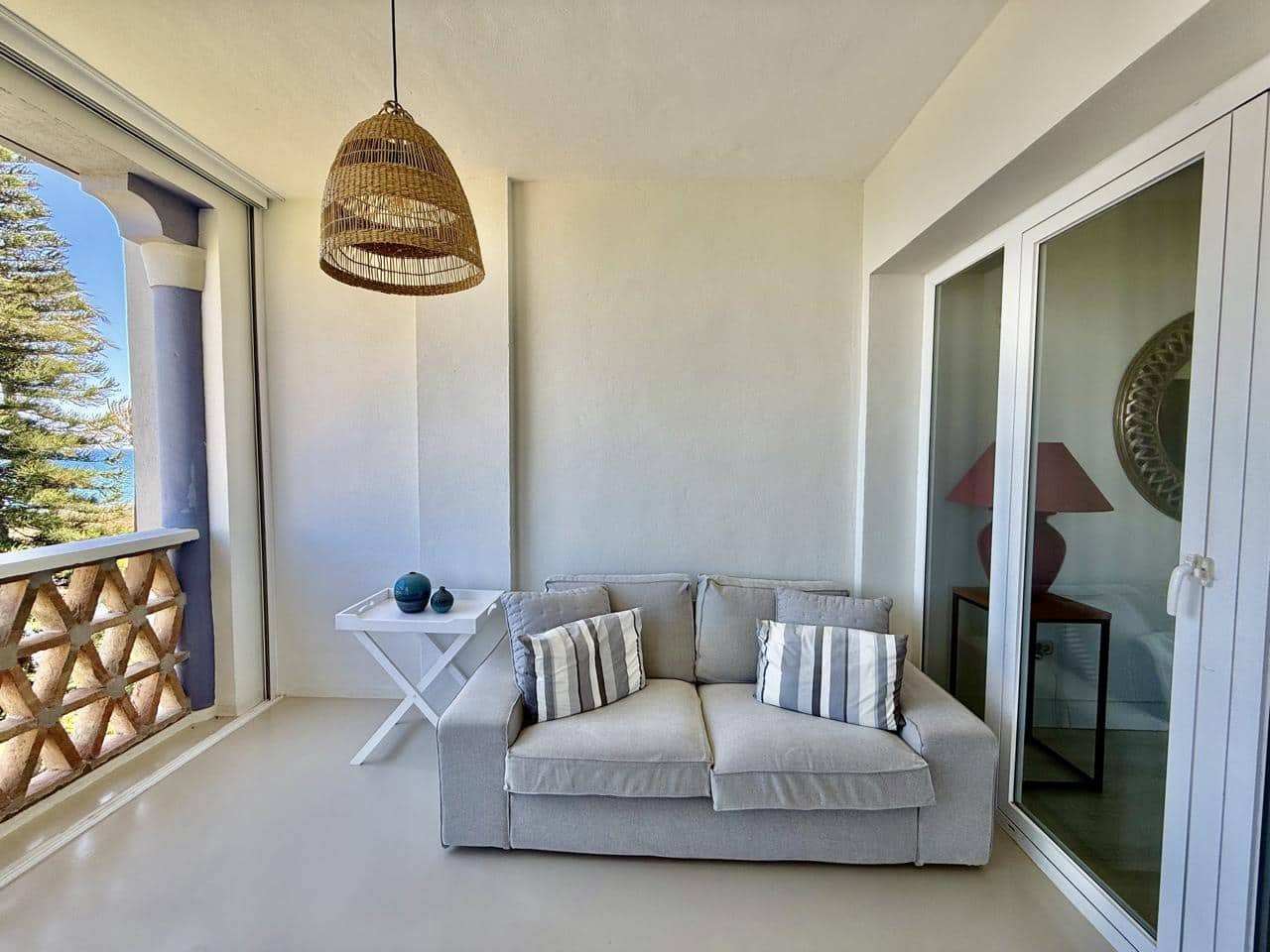 3 bedroom Flat for sale in Bahia de Casares with pool garage - € 995,000 (Ref: 9866379)