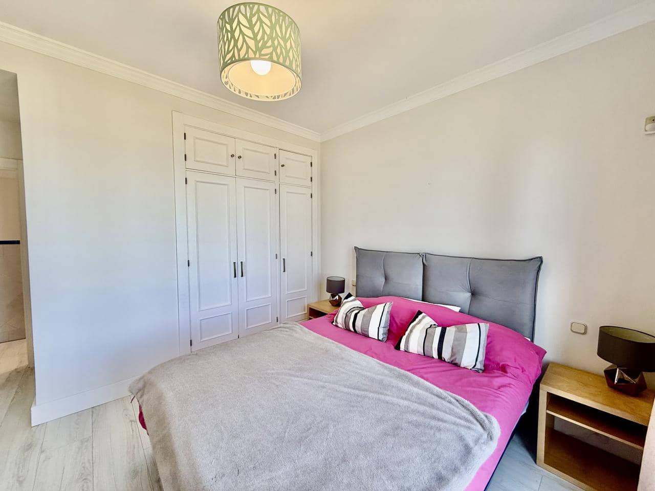 3 bedroom Flat for sale in Bahia de Casares with pool garage - € 995,000 (Ref: 9866379)
