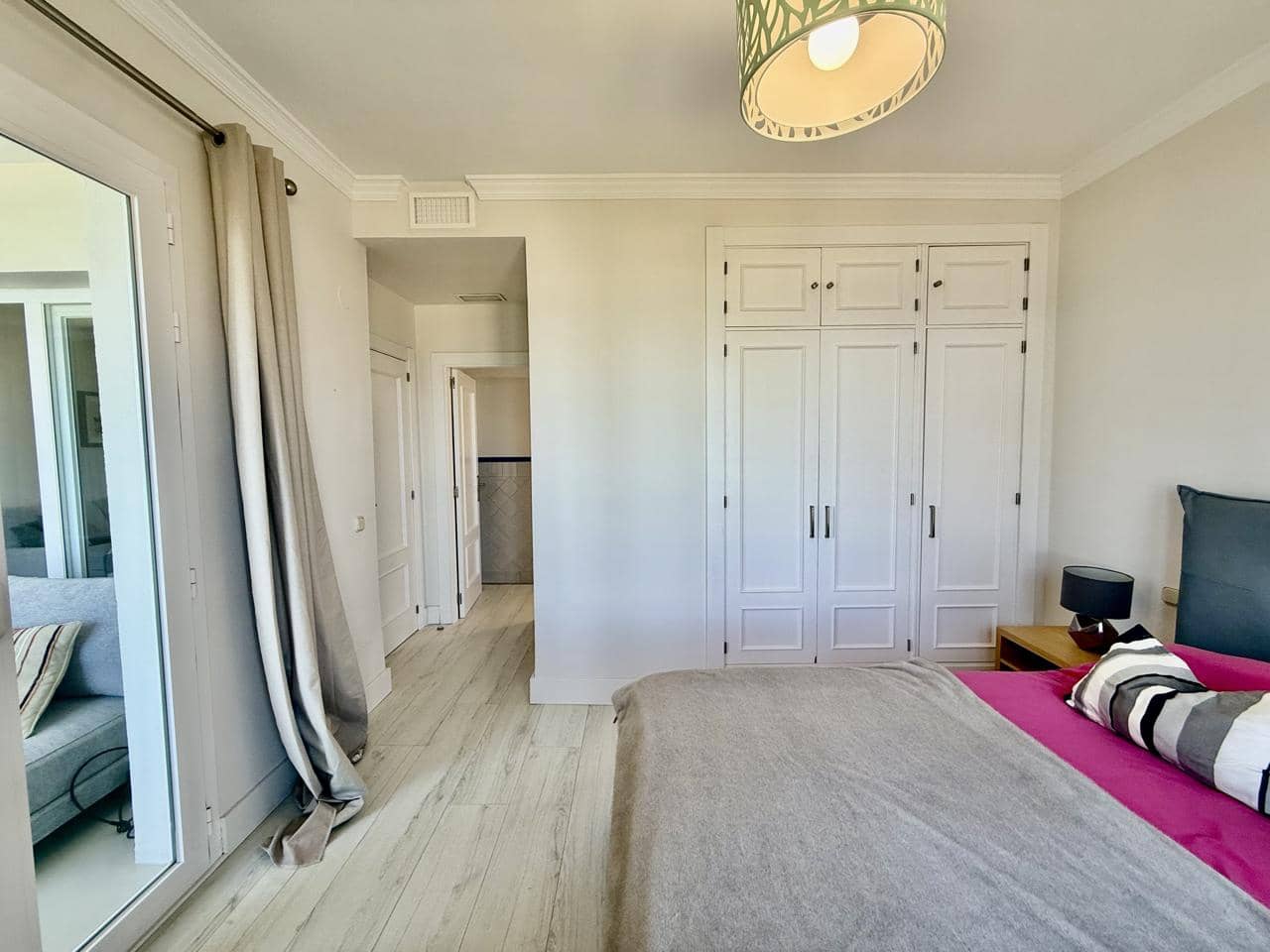 3 bedroom Flat for sale in Bahia de Casares with pool garage - € 995,000 (Ref: 9866379)
