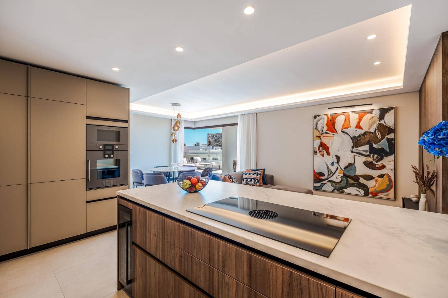 3 bedroom Flat for sale in Estepona with pool garage - € 1,895,000 (Ref: 9867624)