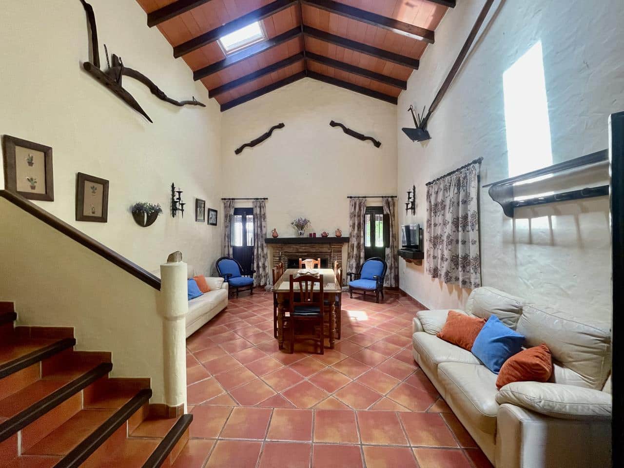 5 bedroom Finca/Country House for sale in Jimena de la Frontera with pool garage - € 890,000 (Ref: 9868145)