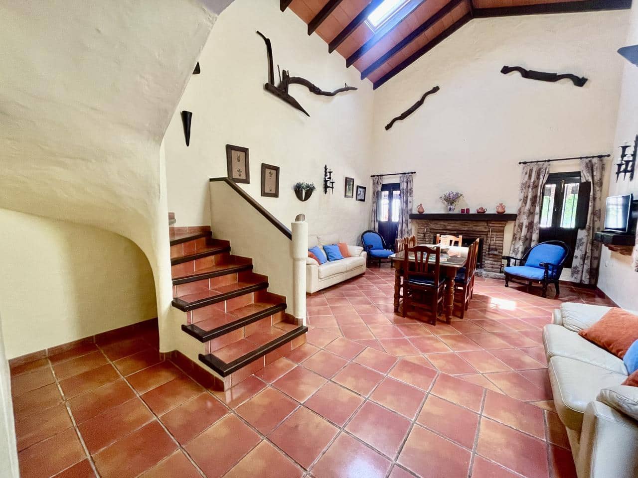 5 bedroom Finca/Country House for sale in Jimena de la Frontera with pool garage - € 890,000 (Ref: 9868145)