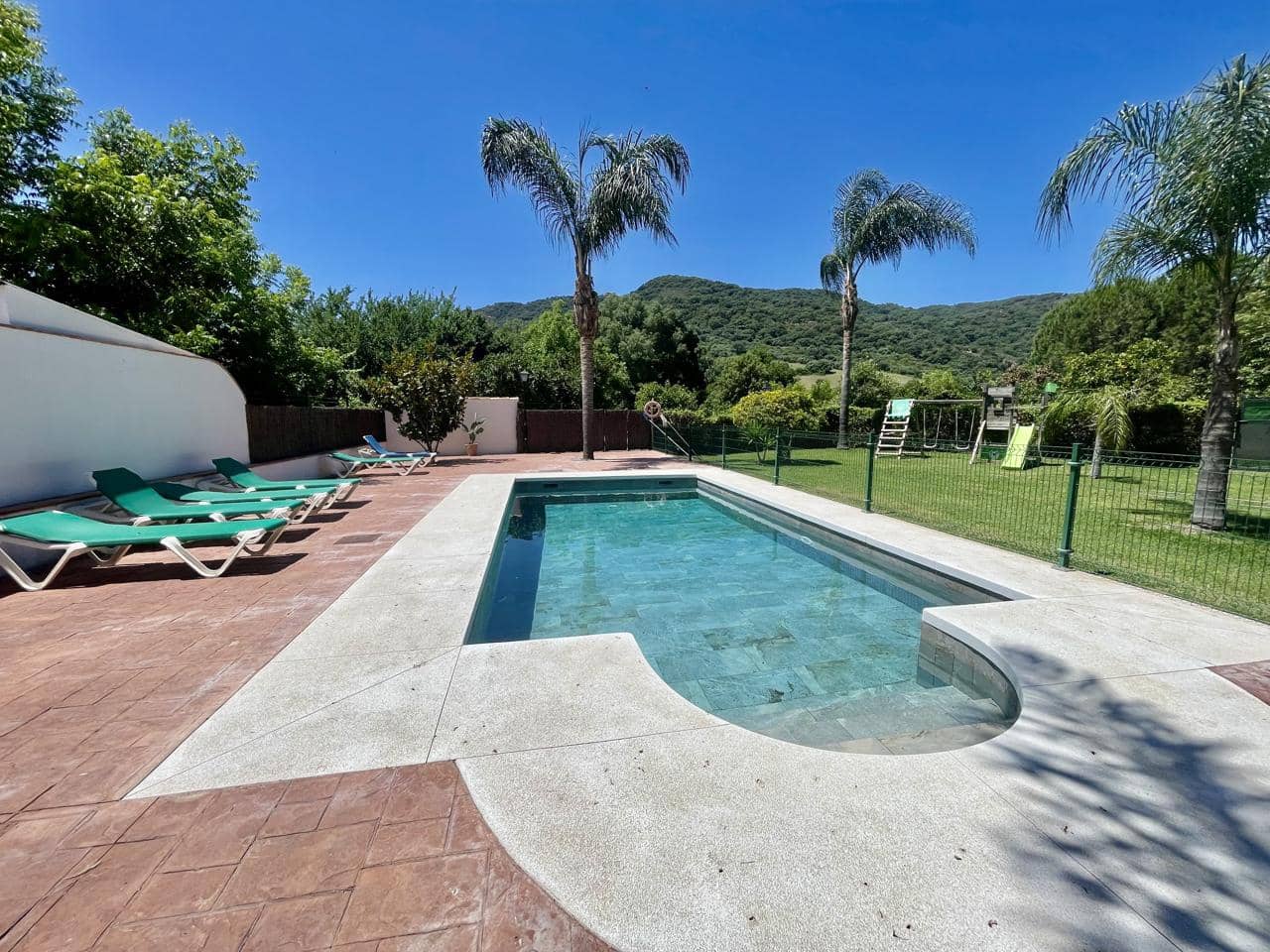 5 bedroom Finca/Country House for sale in Jimena de la Frontera with pool garage - € 890,000 (Ref: 9868145)