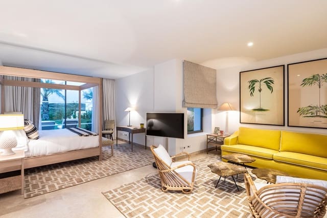 5 quarto Moradia para venda em Casares Golf - Casares del Sol, Casares com piscina garagem - 4 800 000 € (Ref: 9877822)