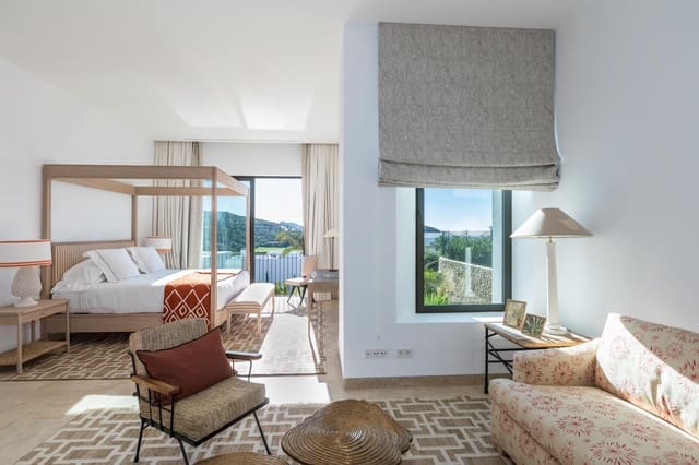 5 quarto Moradia para venda em Casares Golf - Casares del Sol, Casares com piscina garagem - 4 800 000 € (Ref: 9877822)