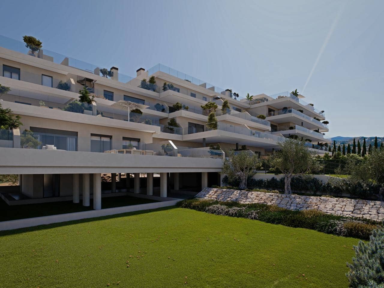 Piso de 3 habitaciones en Estepona en venta con piscina garaje - 750.000 € (Ref: 9877826)