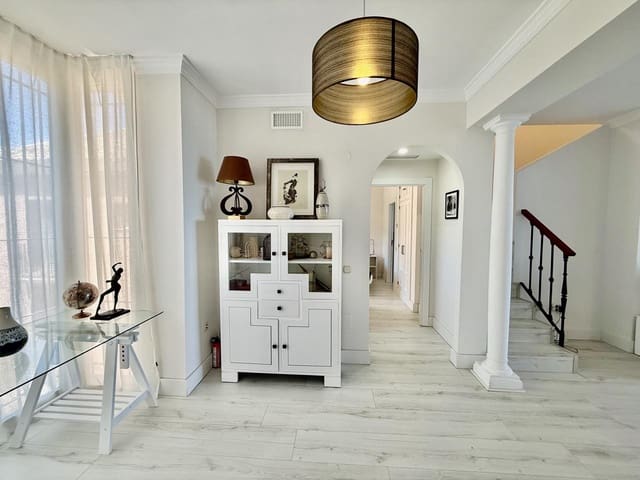 3 soverom Leilighet til salgs i Bahia de Casares, Casares med svømmebasseng garasje - € 995 000 (Ref: 9889622)