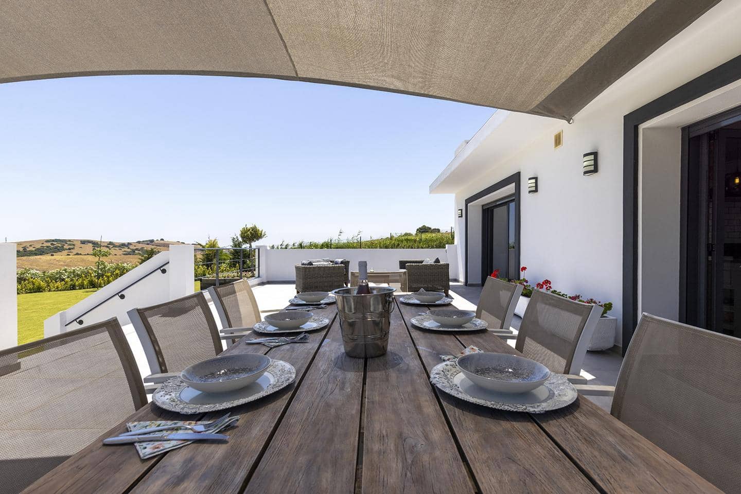 4 soveværelse Villa til salg i Casares med swimmingpool garage - € 2.250.000 (Ref: 9892883)