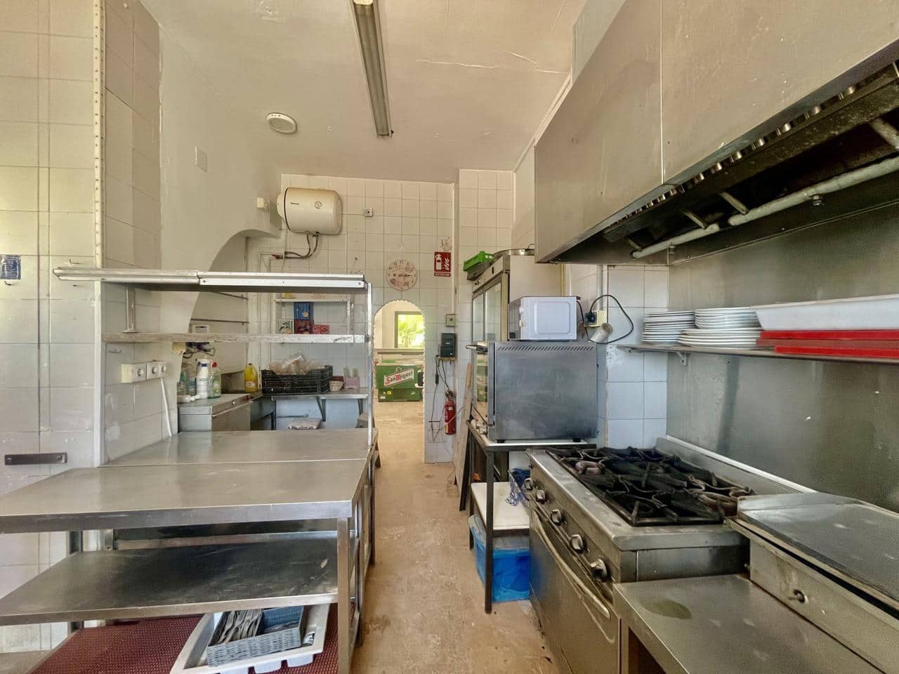 3 Zimmer Firma/Unternehmen zu verkaufen in San Luis de Sabinillas - 1.200.000 € (Ref: 9911909)