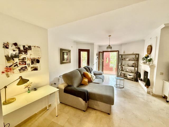 2 sypialnia Willa na sprzedaż w La Alcaidesa z basenem garażem - 549 000 € (Ref: 9918845)