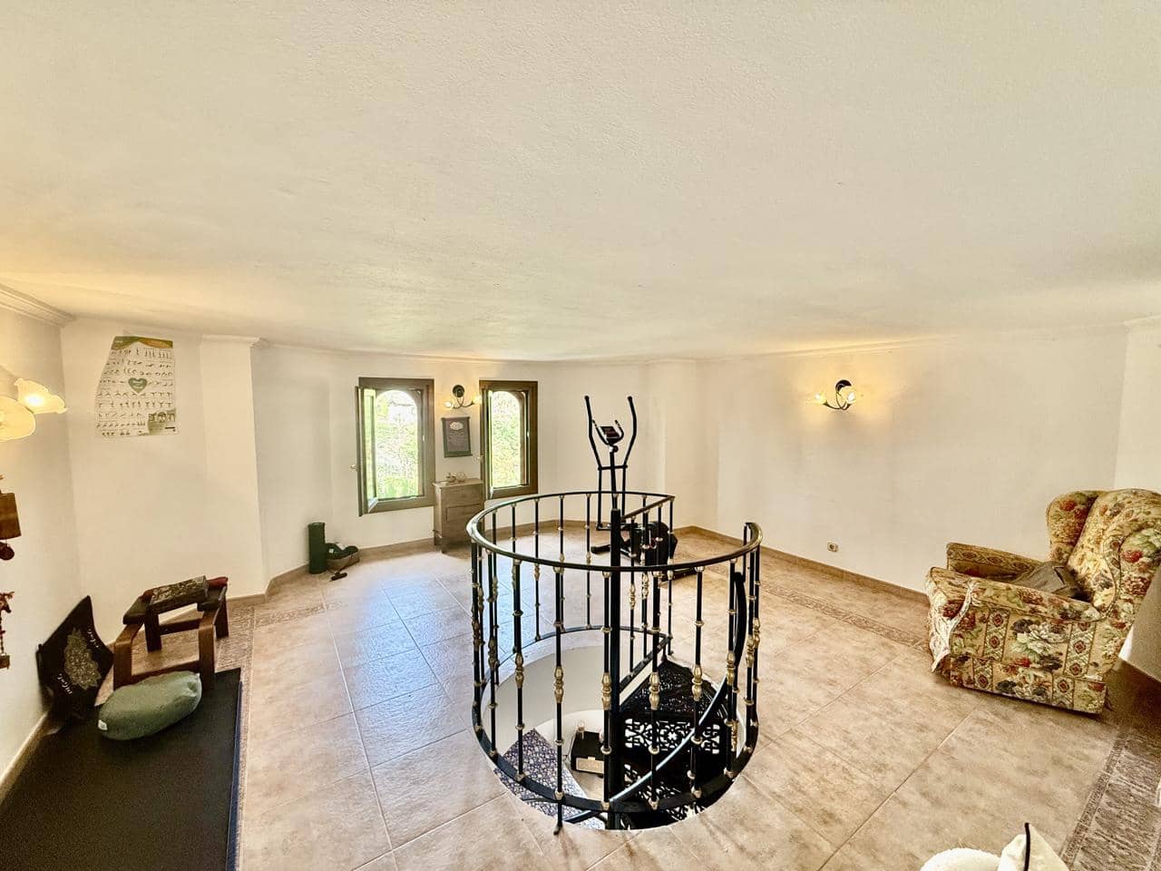 2 sypialnia Willa na sprzedaż w La Alcaidesa z basenem garażem - 549 000 € (Ref: 9918845)