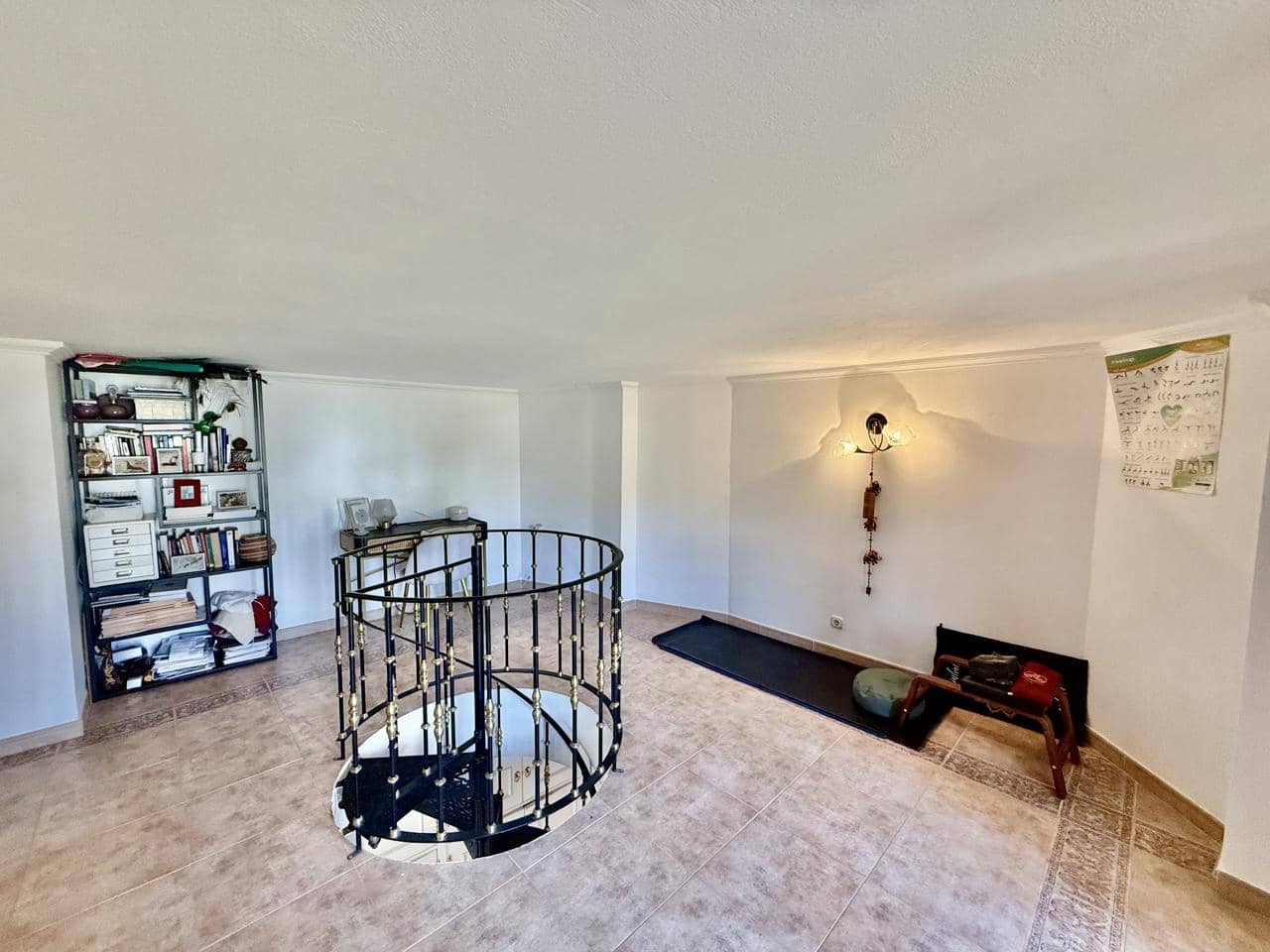 2 sypialnia Willa na sprzedaż w La Alcaidesa z basenem garażem - 549 000 € (Ref: 9918845)