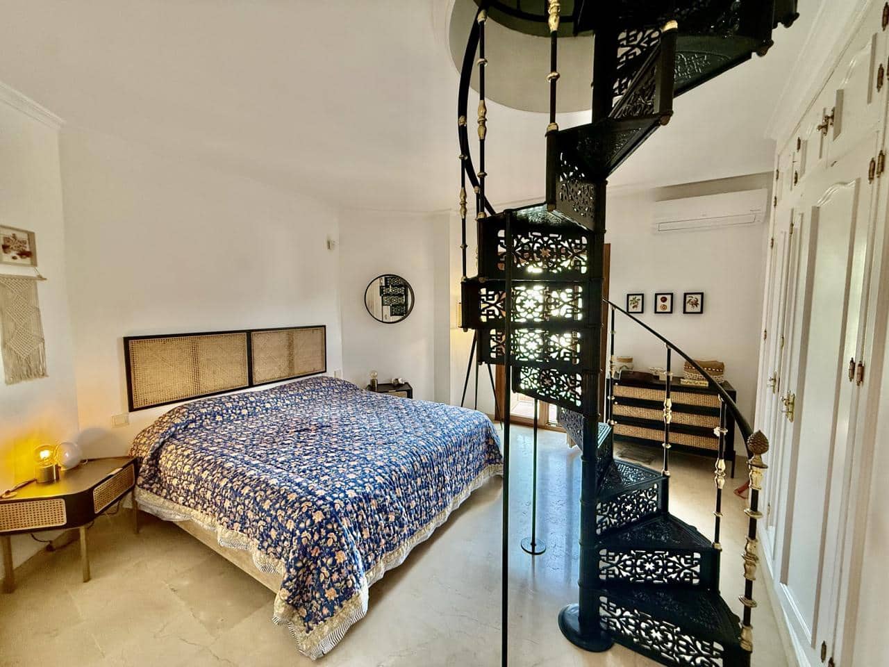 2 sypialnia Willa na sprzedaż w La Alcaidesa z basenem garażem - 549 000 € (Ref: 9918845)