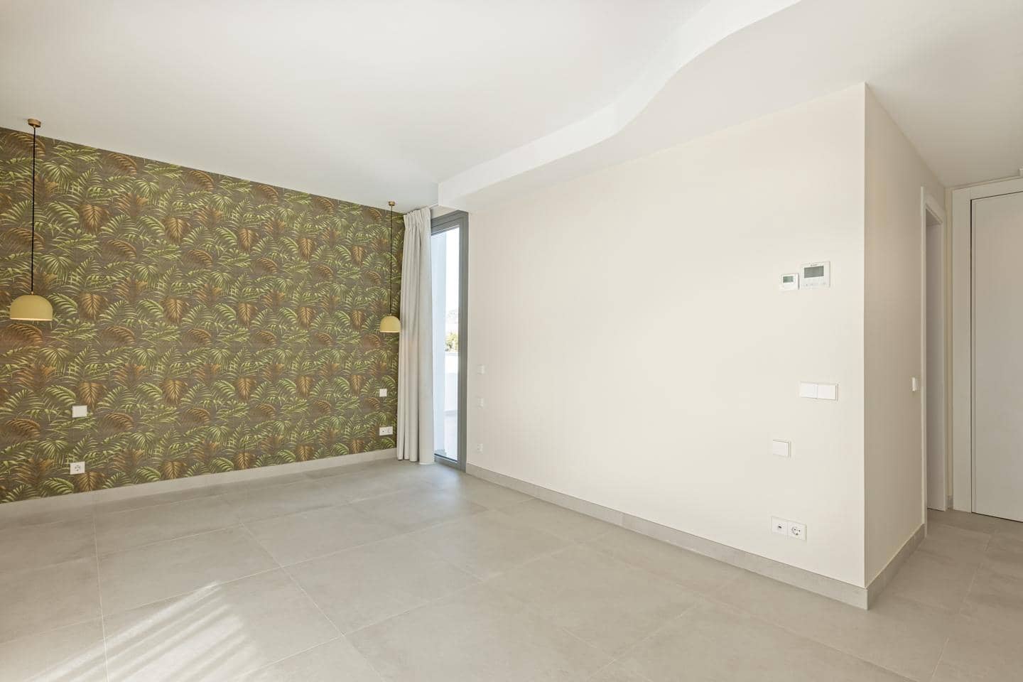 4 bedroom Villa for sale in San Pedro de Alcantara with pool garage - € 1,195,000 (Ref: 9932231)